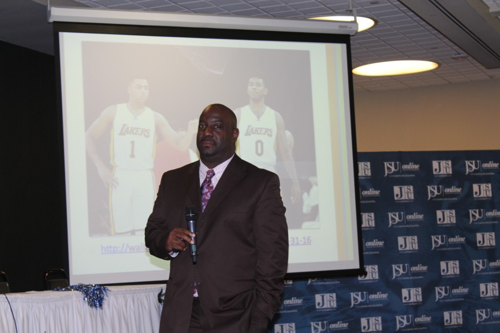 ESPN NBA reporter Michael Wallace spoke on “The Changing Landscape of Journalism”  Friday during the journalism conference. PHOTO BY JERRY DOMATOB