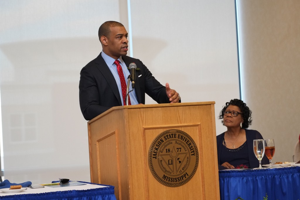 DeMarco Morgan was the keynote speaker at the JSU School of Journalism and Media Studies Student Recognition Banquet last Friday night. PHOTO BY CHARLES A. SMITH/UNIVERSITY COMMUNICATIONS