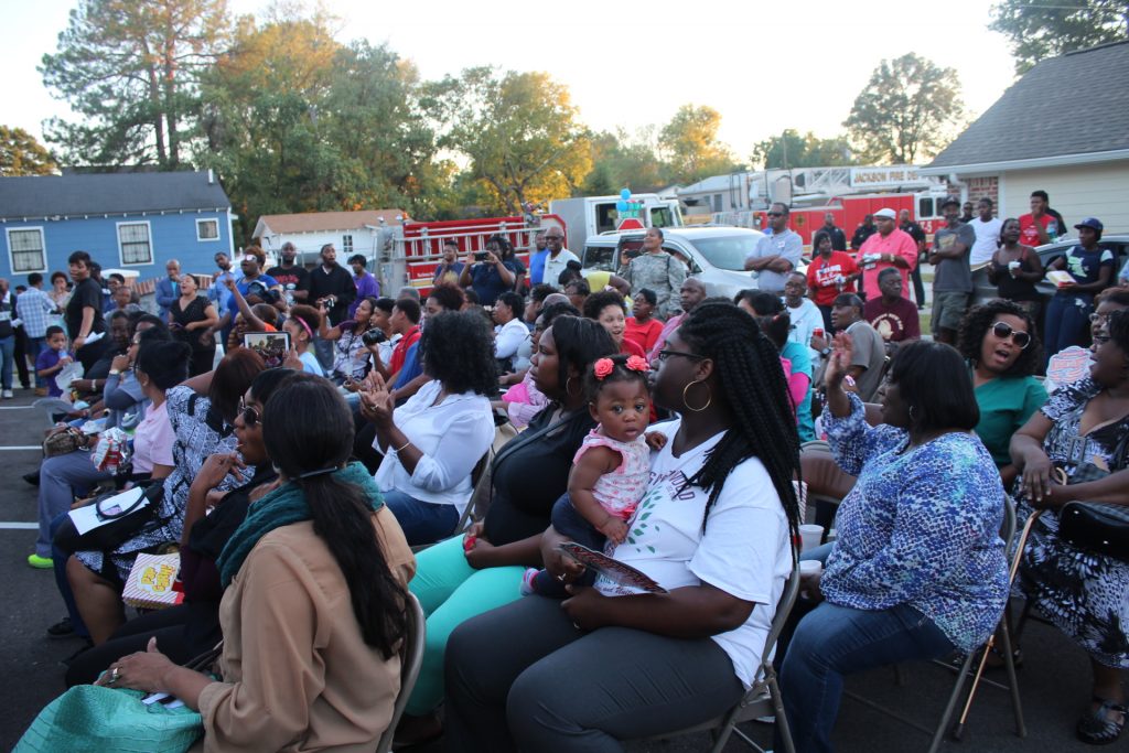 Many residents came out to enjoy the National Night Out “Going Away Party for Crime.” PHOTO BY DIAMOND WILLIAMS
