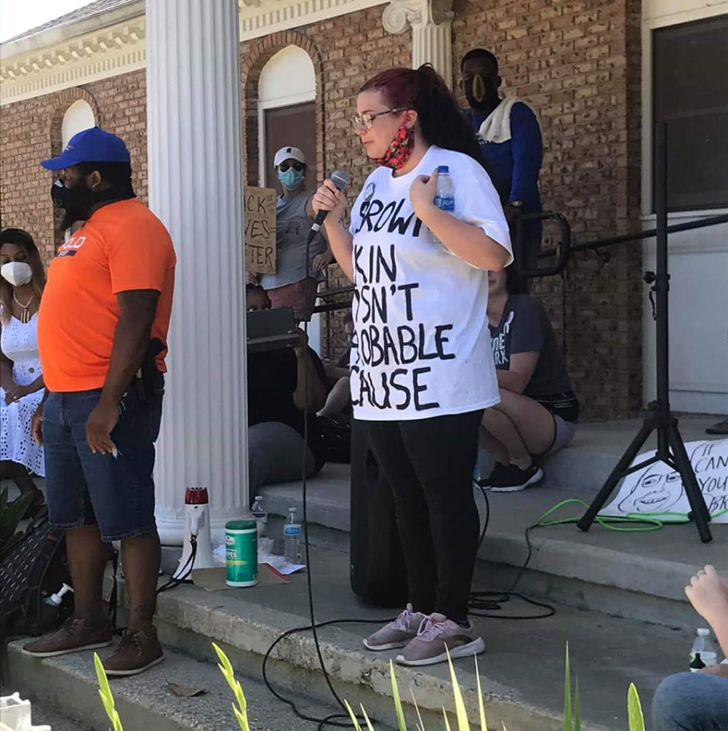 Protestors gather to call for the resignation of Petal, MS Mayor Hal Marx, after he posted insensitive tweets about the murder of George Floyd. (Image Credit: Lea Campbell, Mississippi Rising)